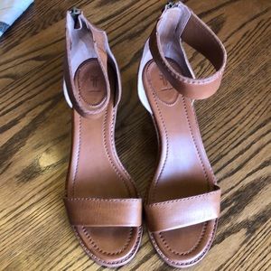 Sz 9 FRYE leather sexy shoes